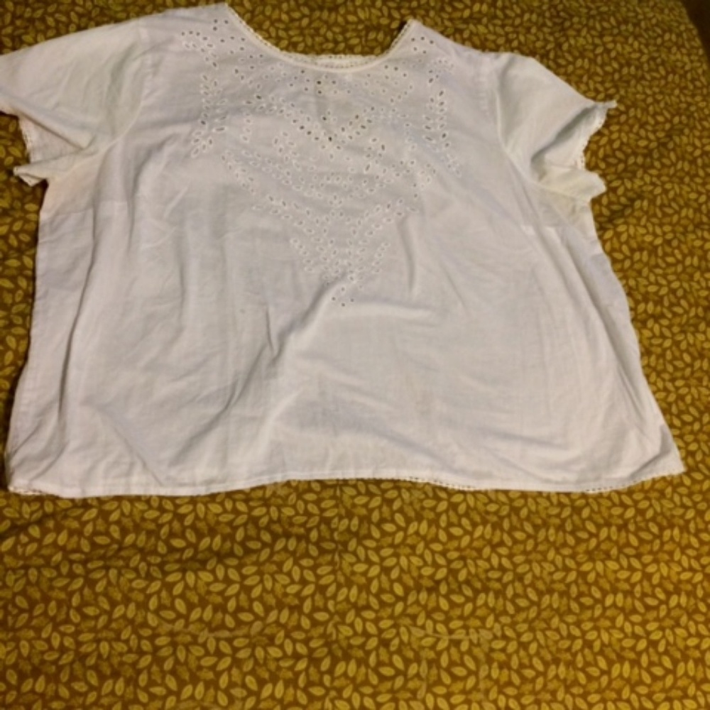 White Eyelet long crop top